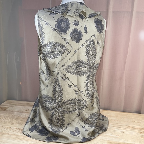 CAbi Tranquil Flouncy Floral Silk Tunic Blouse - Picture 4 of 10